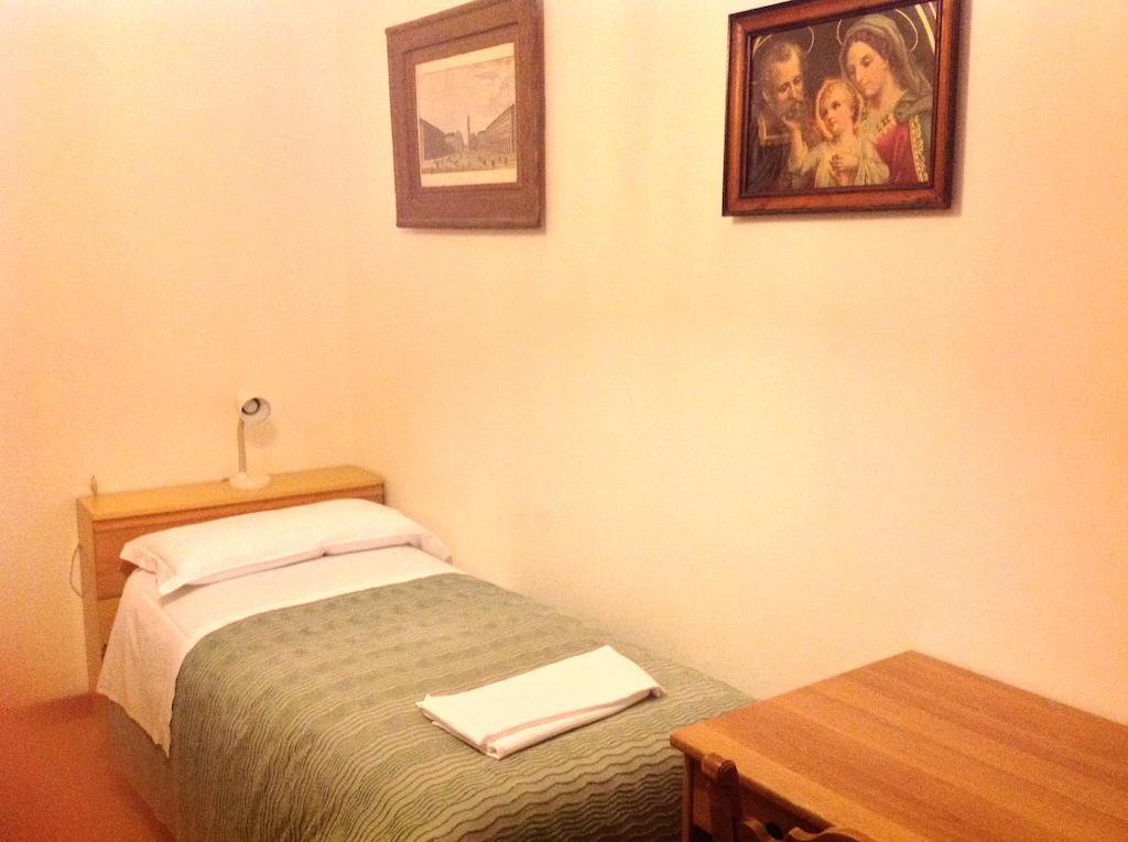Riva Reno Guesthouse Bologne Chambre photo